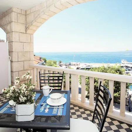 Daire & Vesna - With Sea View Brela